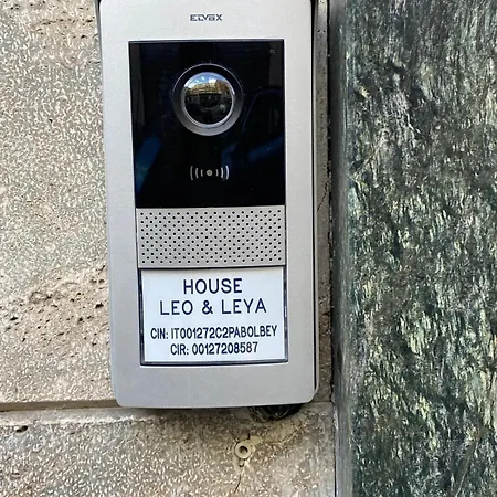 House Leo&leya * Turin