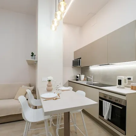House Leo & Leya Apartman Torino